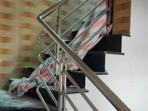 Lắp đặt trọn bộ lan can, cầu thang inox tại Long Khánh