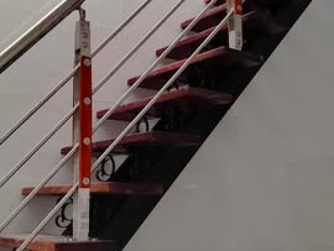 Cầu thang inox Long Khánh